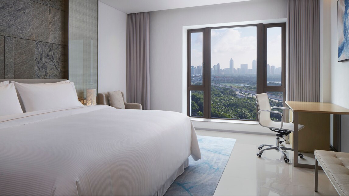 Bay View Room, Guest room, 1 King, Bay view - Image 1
