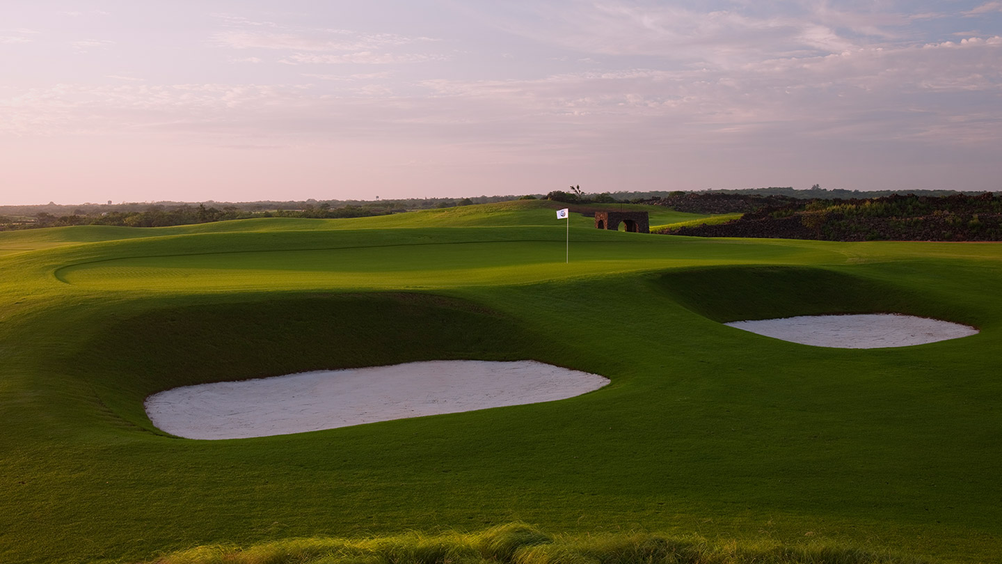 Mission Hills Haikou Meadow Links Golf Course - 6

