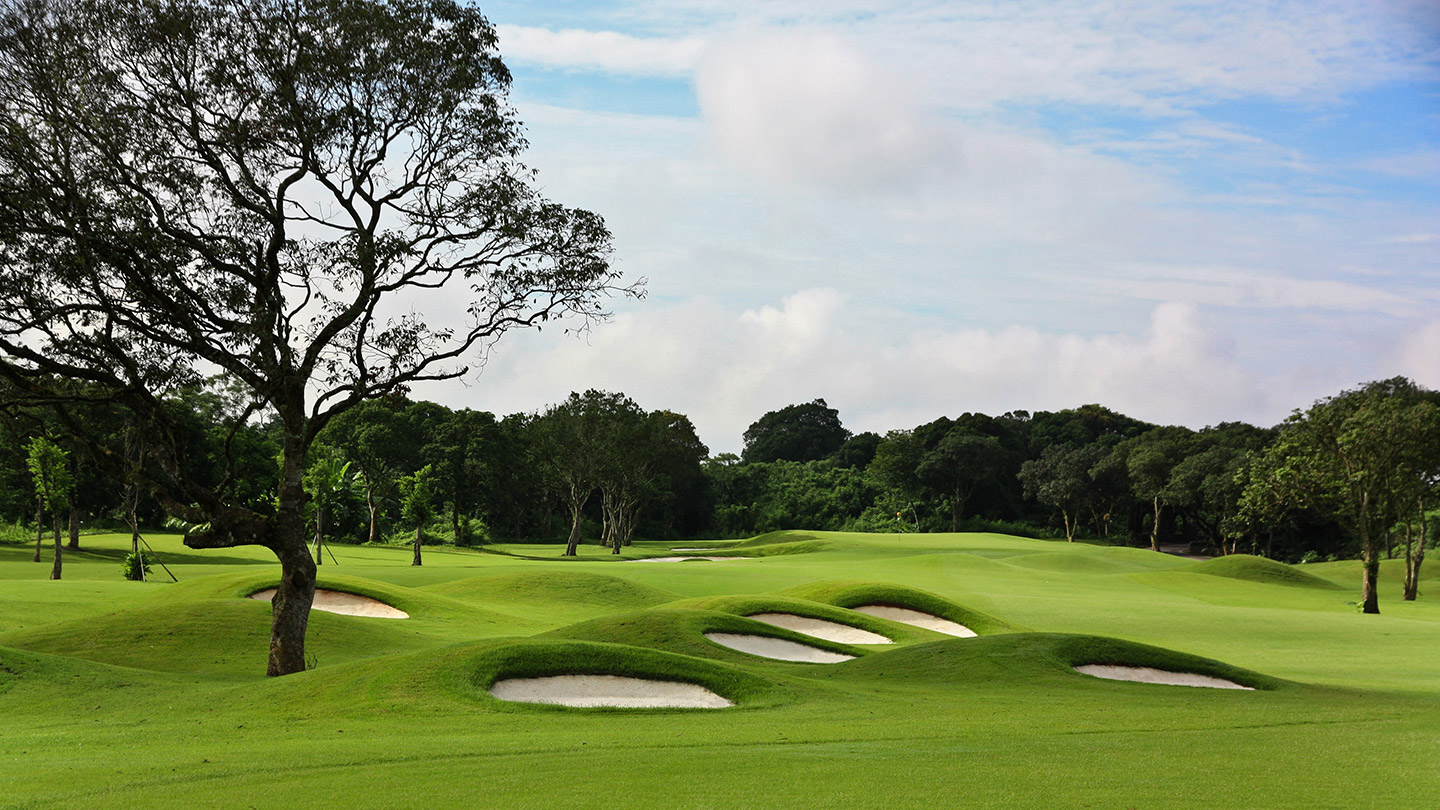 Mission Hills Haikou Sandbelt Trails Golf Course - 2

