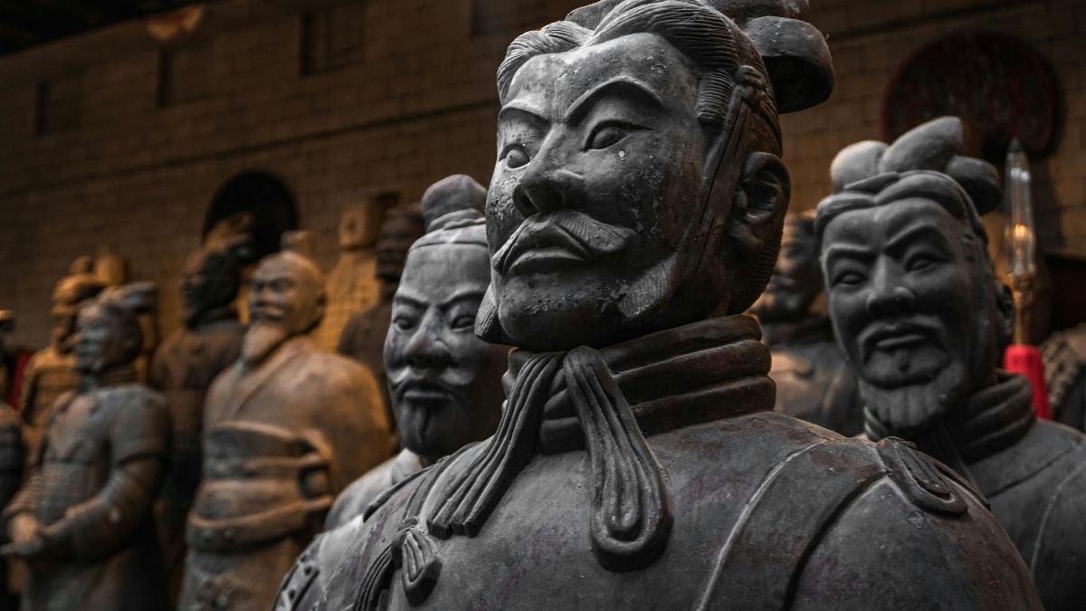5‑Day Xian Escorted Tour: Qin Dynasty Terracotta Army & Tang Dynasty Culture